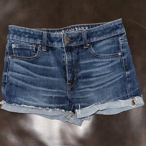 AE American Eagle Medium Dark Blue Denim Cutoff Shorts High Rise Shortie Size 6